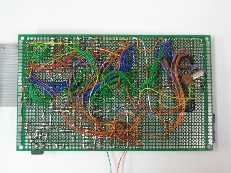File:Trs80ei2-base-bottom.jpg