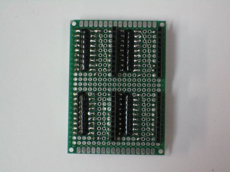 File:Trs80ei2-lights-bottom.jpg