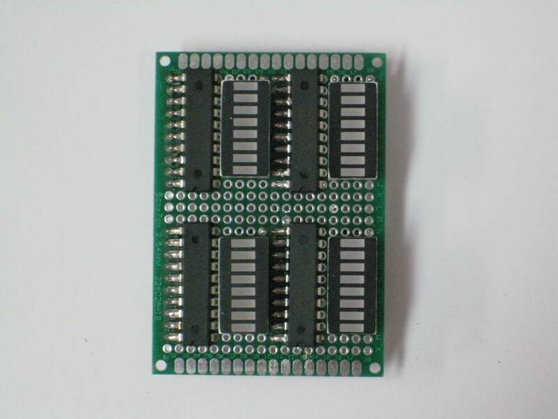 File:Trs80ei2-lights-top.jpg
